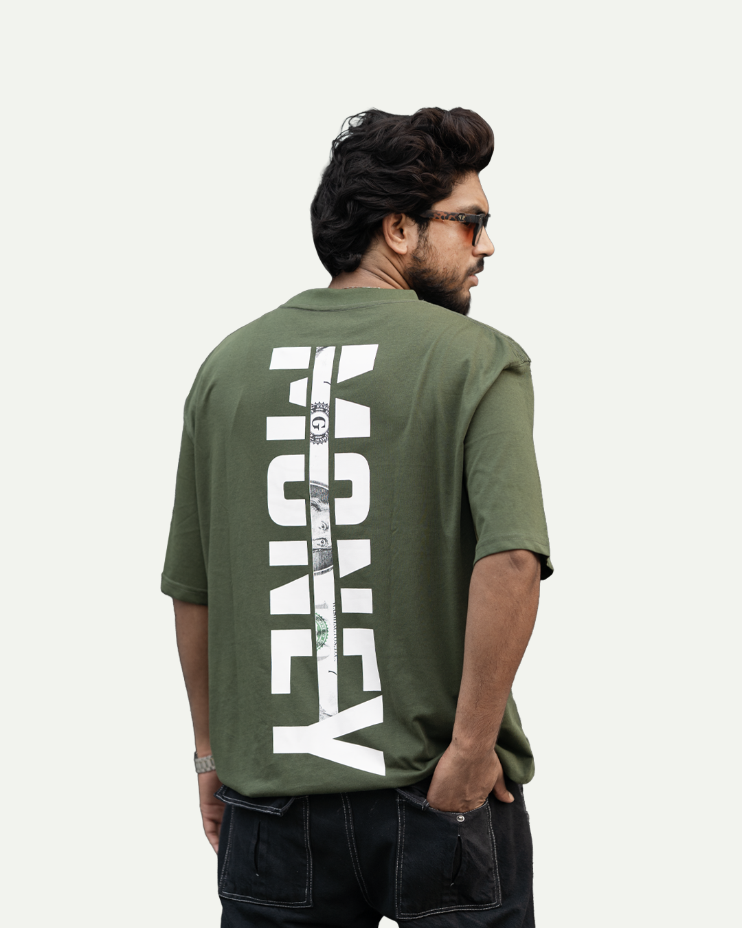 MONEY - Image 4